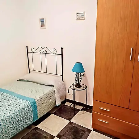 Piso Centrico En Conil Familias * Conil De La Frontera